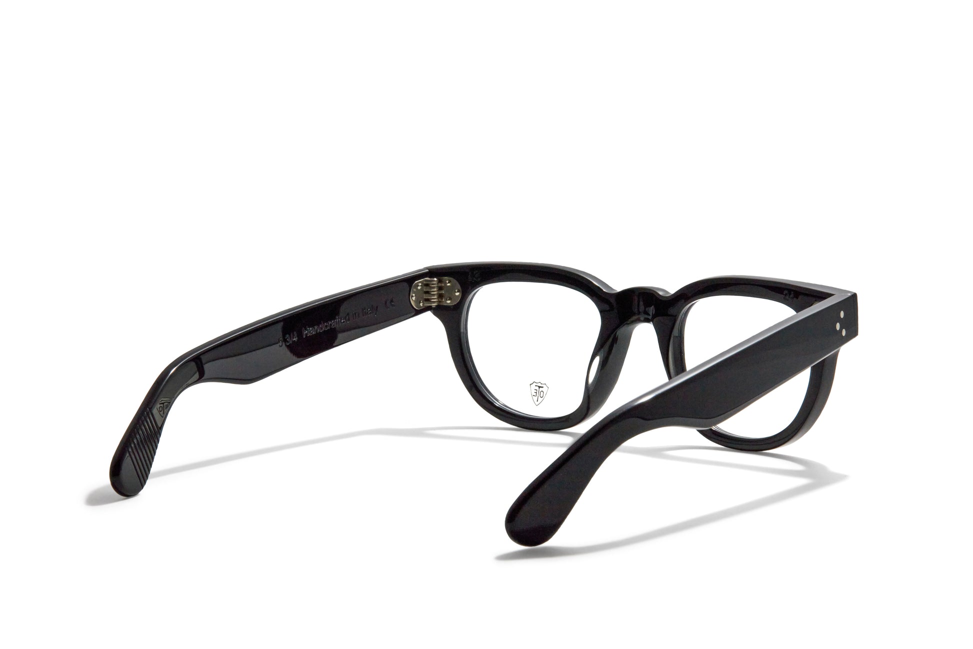 A back view of the FDR Italy frame. It's the Glossy Black variant.