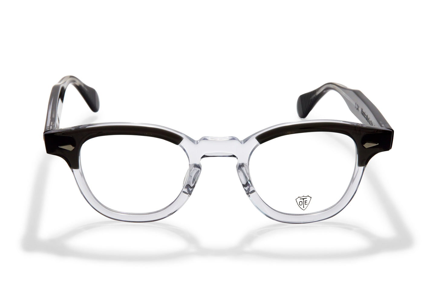 A front view of the smoke gray & clear Arnel frame—the classic eyeglasses.