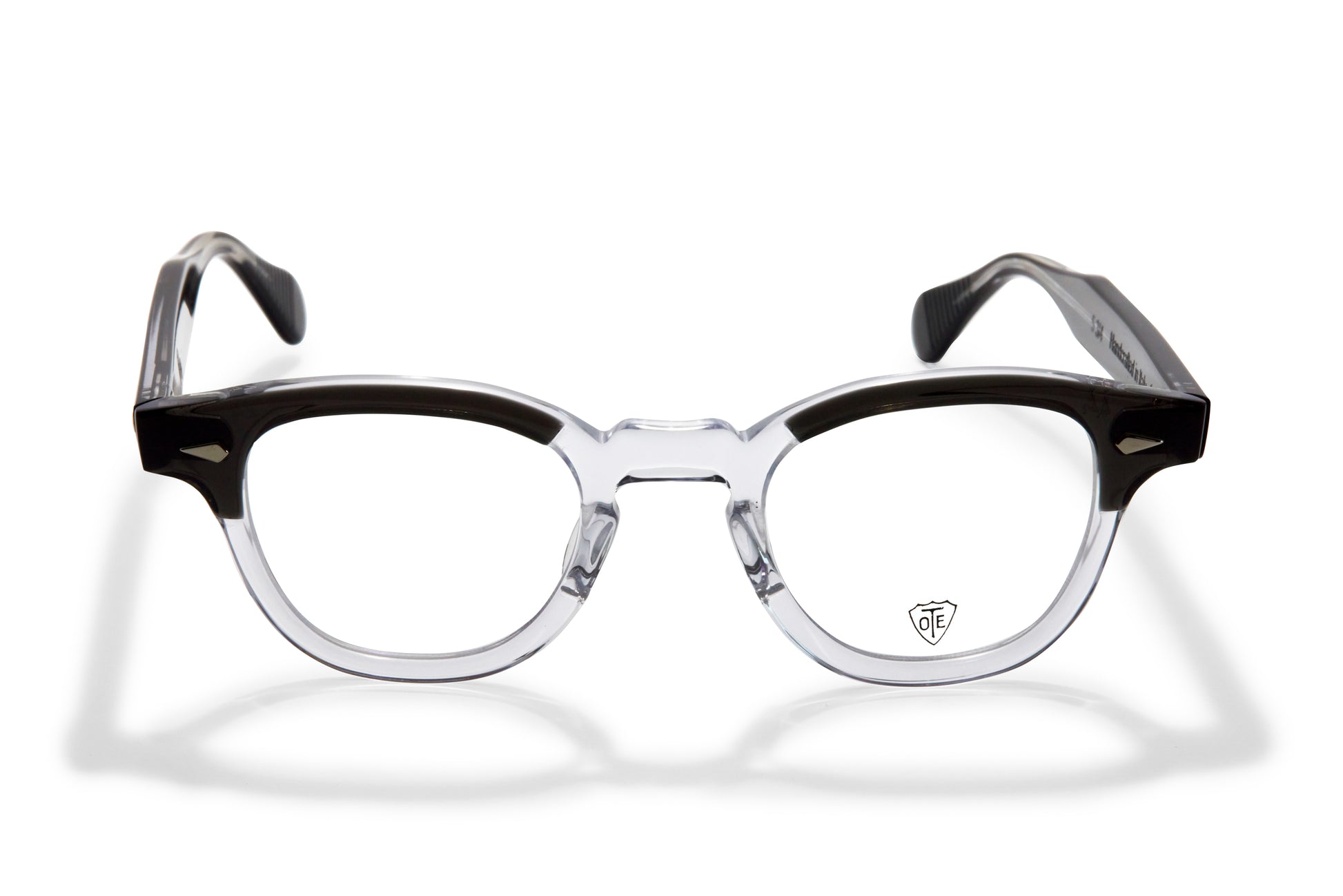 A front view of the smoke gray & clear Arnel frame—the classic eyeglasses.