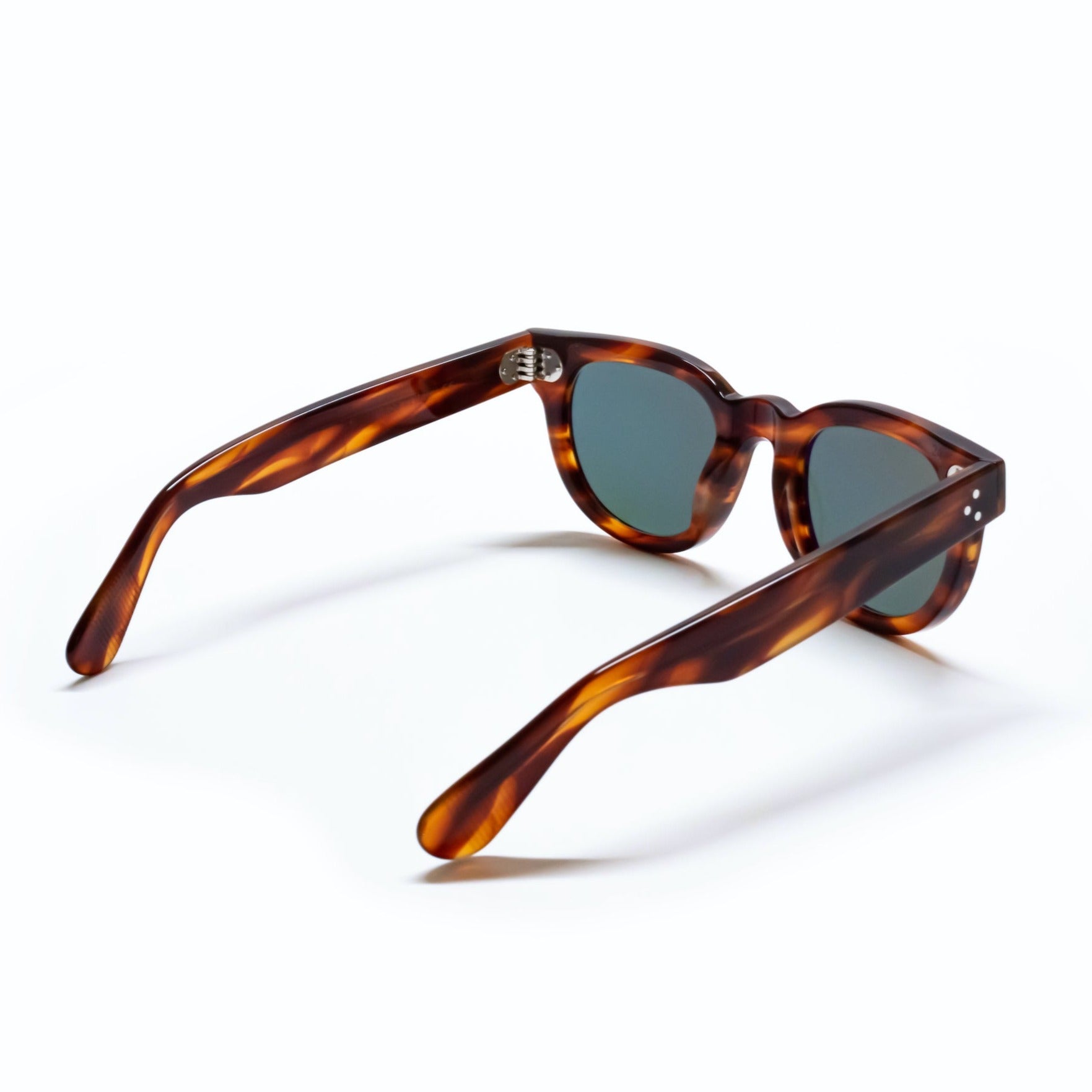 A back view of the FDR Sunglasses frame. It's the Havana Sunrise variant. 