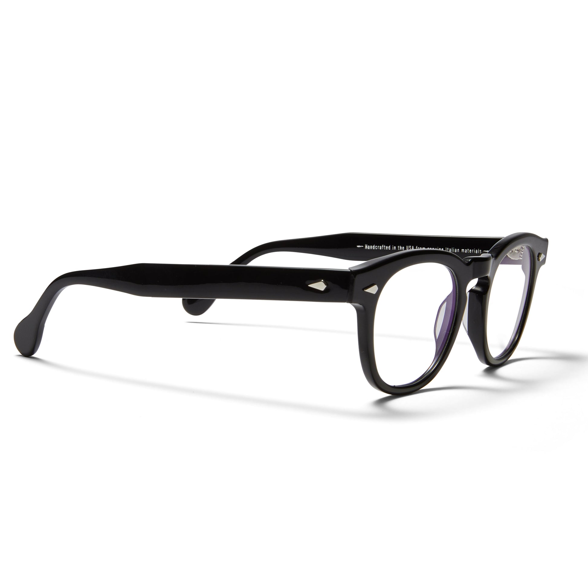 A side view of the Arnel USA frame—the Vintage eyewear. 